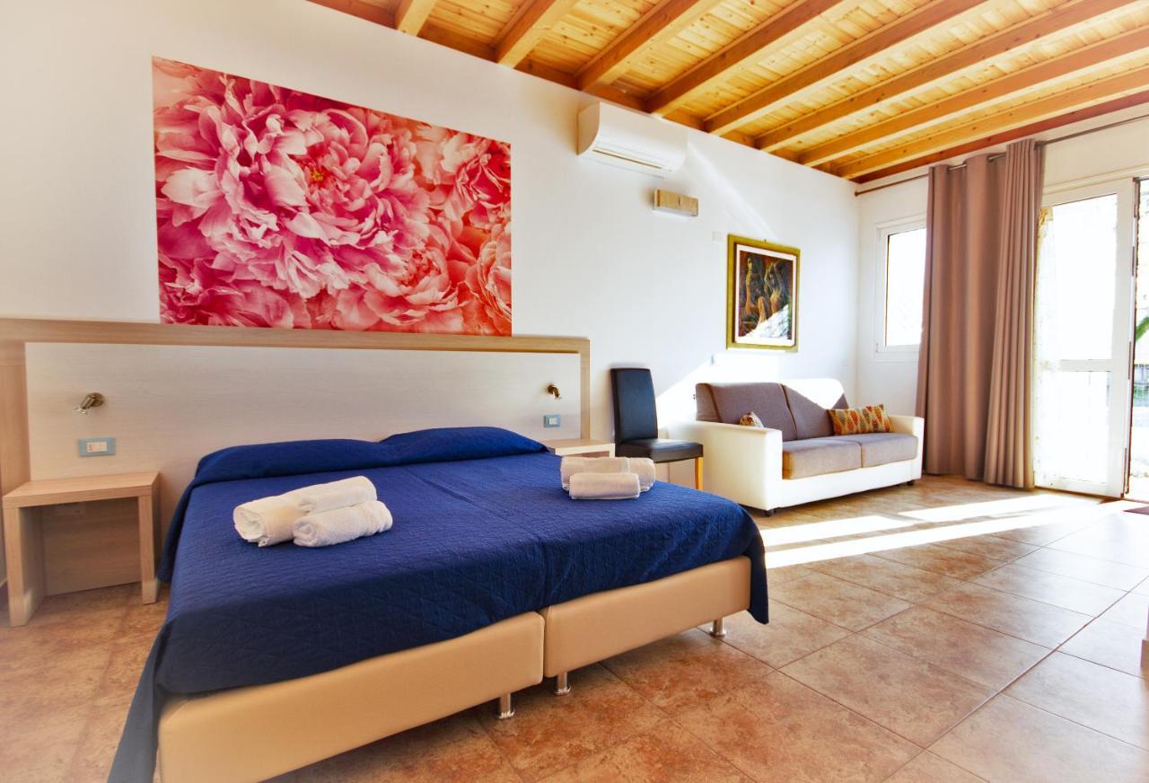 Il Sole Nel Mare - Lido Di Volano Bed & Breakfast Комакио Екстериор снимка